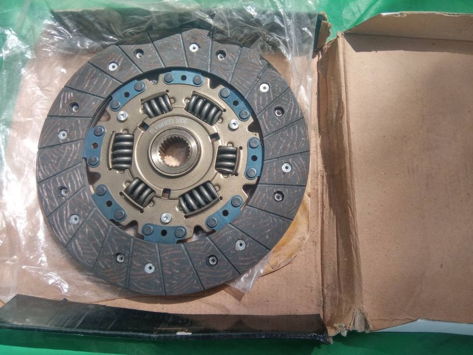 Диск щеплення на Хонду Акорд ( диск сцепления)
