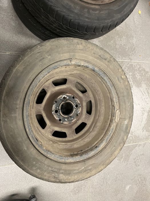 4 Felgi z oponami 185/60R14