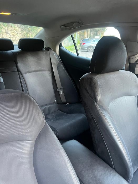 Lexus IS 220D 177cv