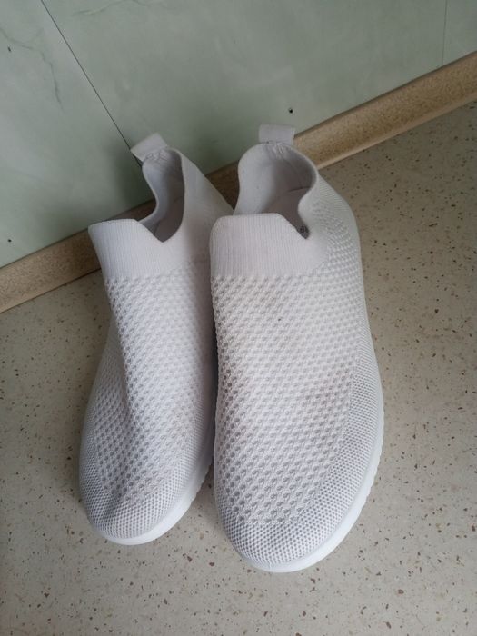 Buty damskie białe używane rozmiar 39 wkładka 24,5cm
