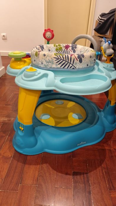 Centro de atividades para bebe da Olmitos