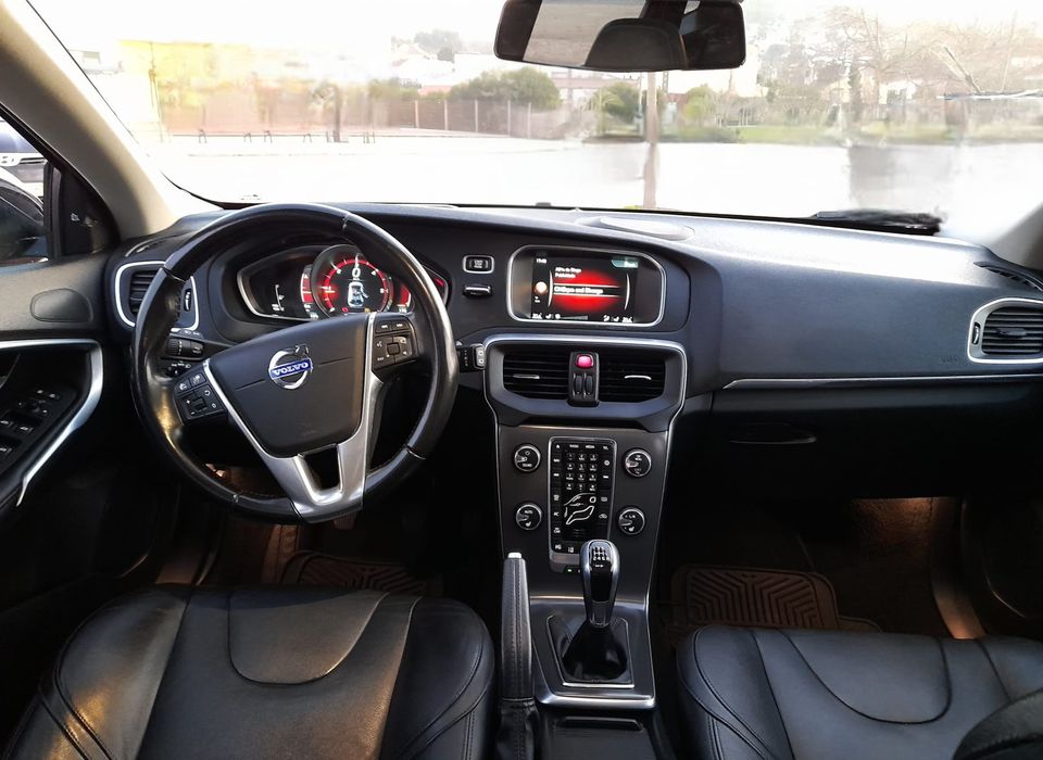 Volvo V40 D4 190cv Summum Business