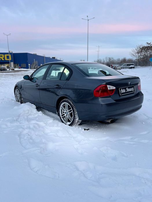 Продам BMW E90 2006