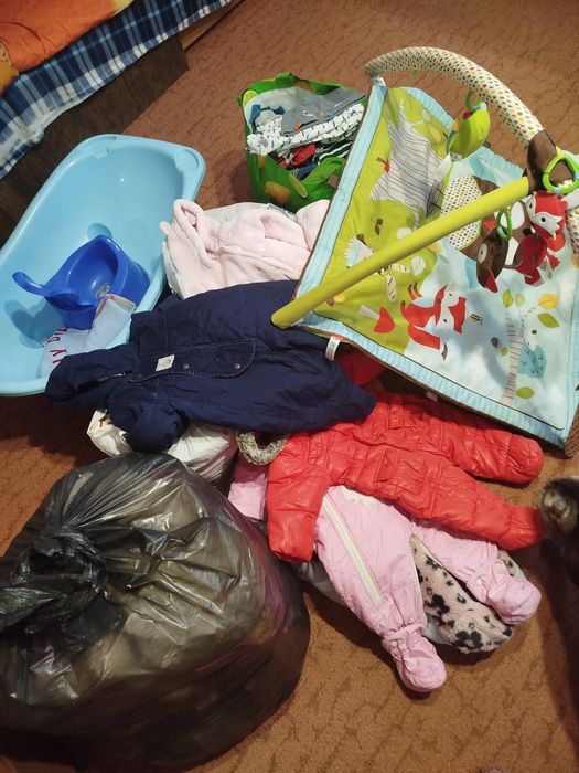 Віддам речі для дітей