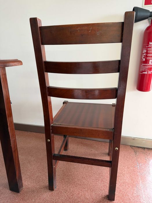 Cadeira de restauração