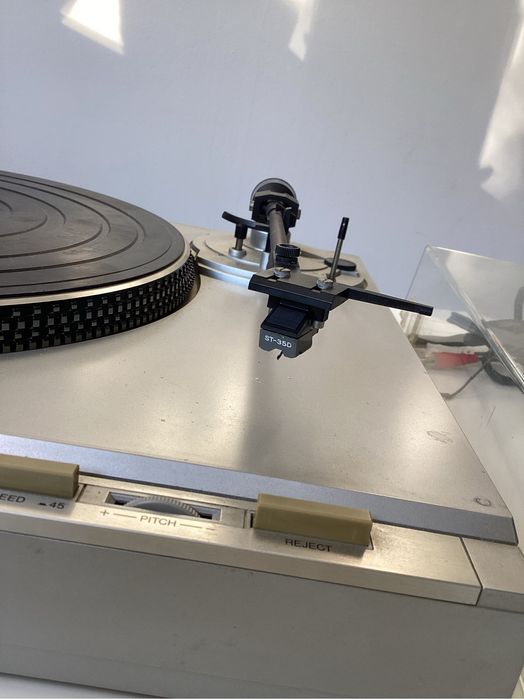 Gramofon Sanyo TP B2