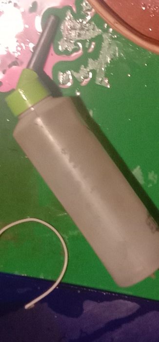 Поилка для грызунов. Пластиковая.