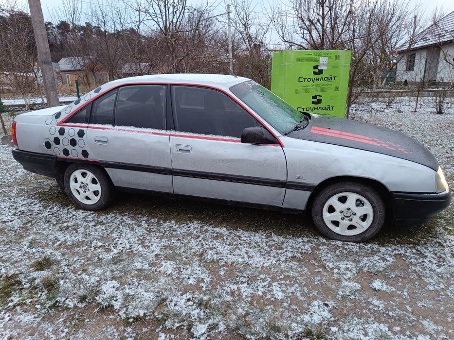 Опель Омега А  2.0і