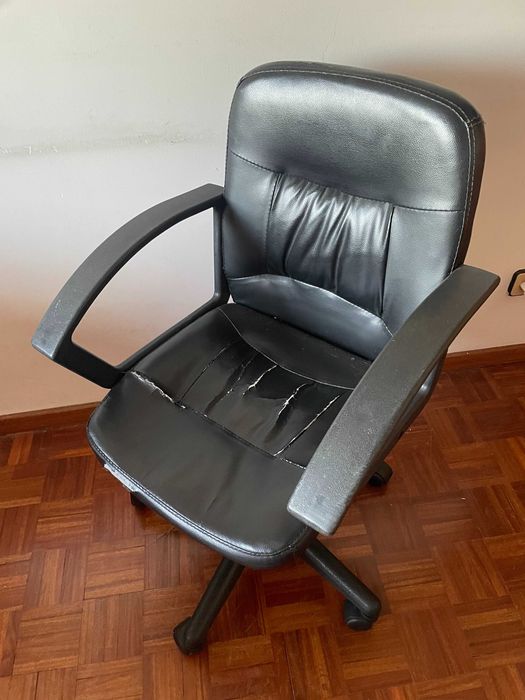 Cadeira de Escritório Giratória
