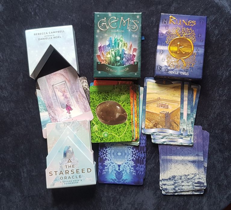 Карты таро, метафор, рун, с коллекции