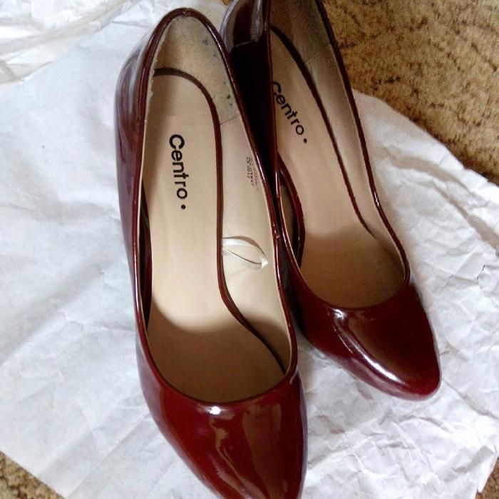 туфлі гарні і на каблуків