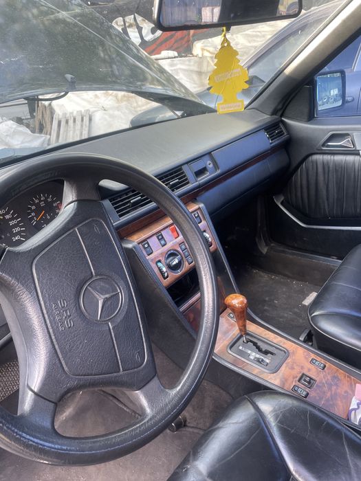 Мерседес 124 купе