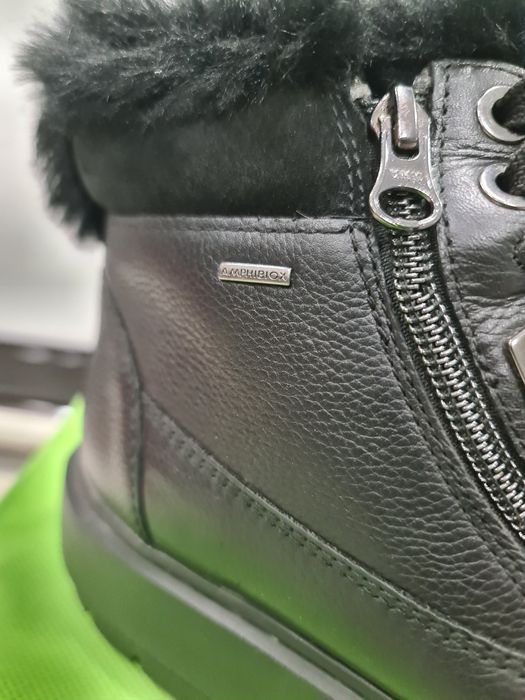 Зимові жіночі черевики GEOX 38 р.