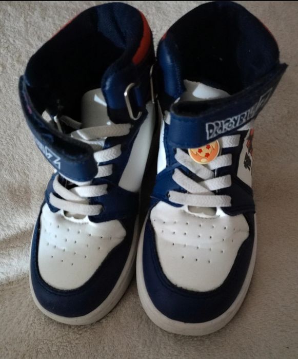 Buty dziecięce dla chłopca.
