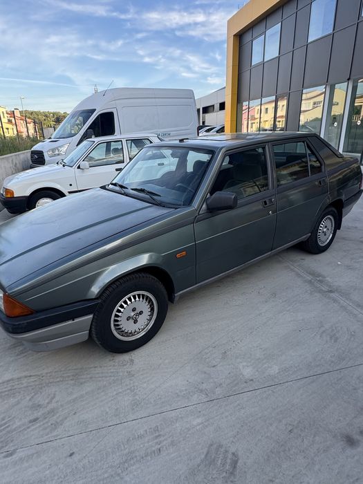 Alfa Romeo 75 , 1.6 carburadores