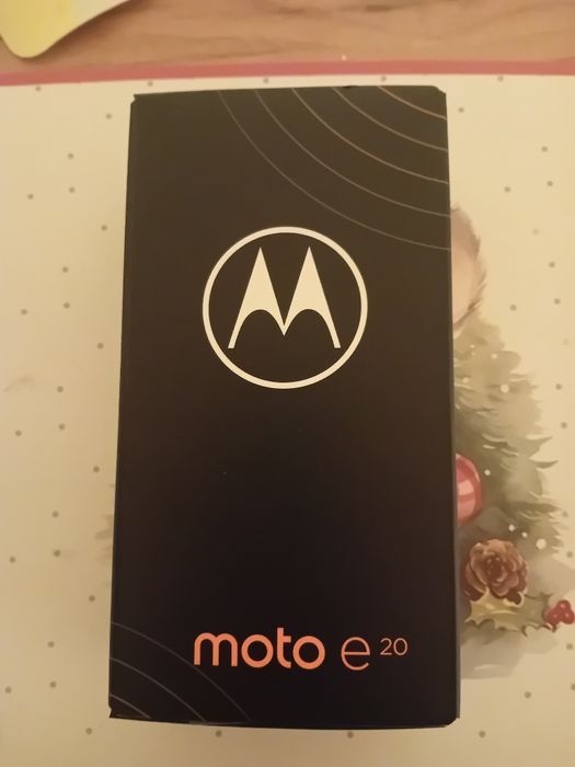 Telefon Motorola e20