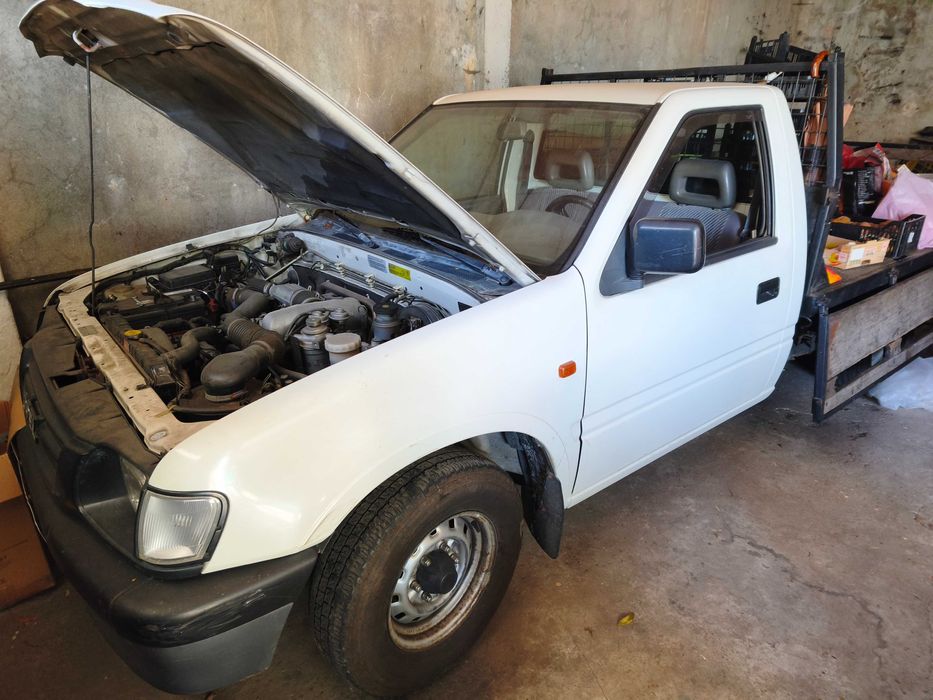 OPEL CAMPO 2.5 TD