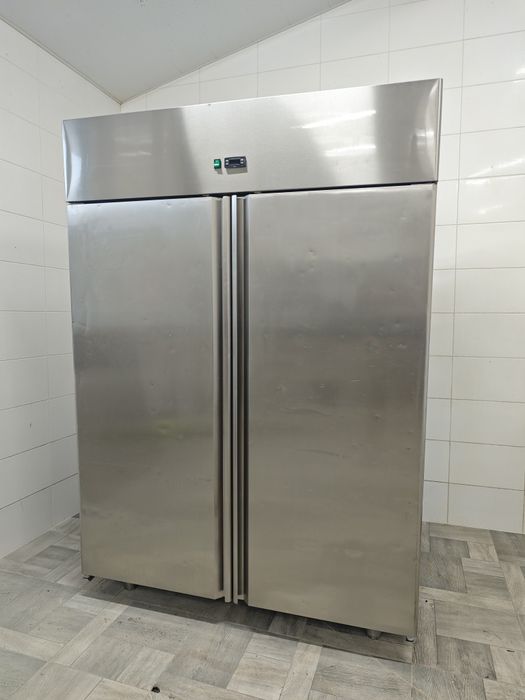 Холодильна шафа 1400л Tecnodom Італія