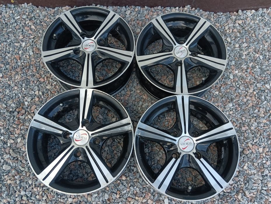 Диски для авто,в гарному стані,4/100
