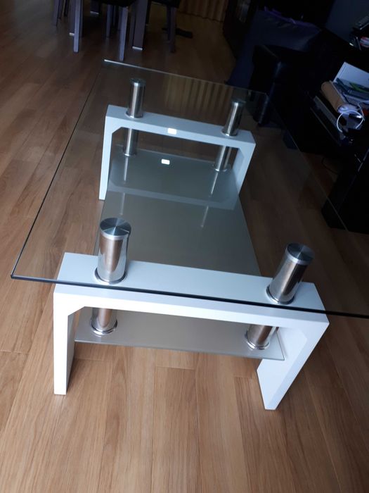 Mesa de centro em vidro