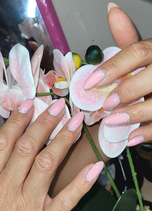 Маникюр 450грн ЖМ Радужный Таирова Одесса