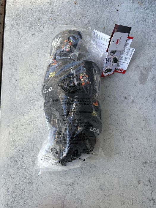 Rekawiczki Level junior