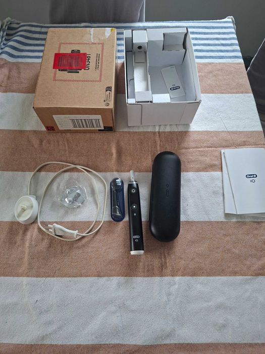 Oral-B iO 6 Czarna szczoteczka elektryczna