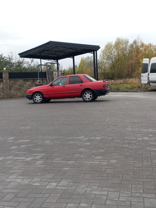 Срочно Ford sierra 2.0
