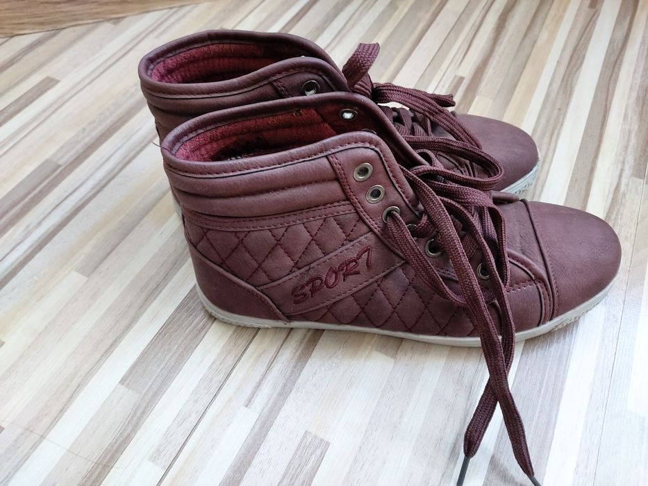 Sprzedam Buty damskie 37
