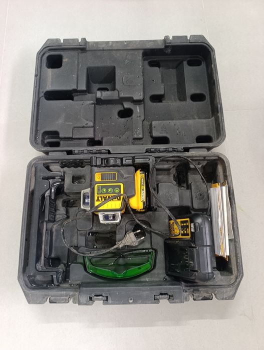 Poziomica laserowa firmy dewalt