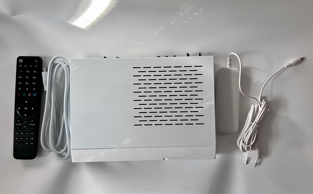 Tuner satelitarny VU+ Solo 2 WE biały