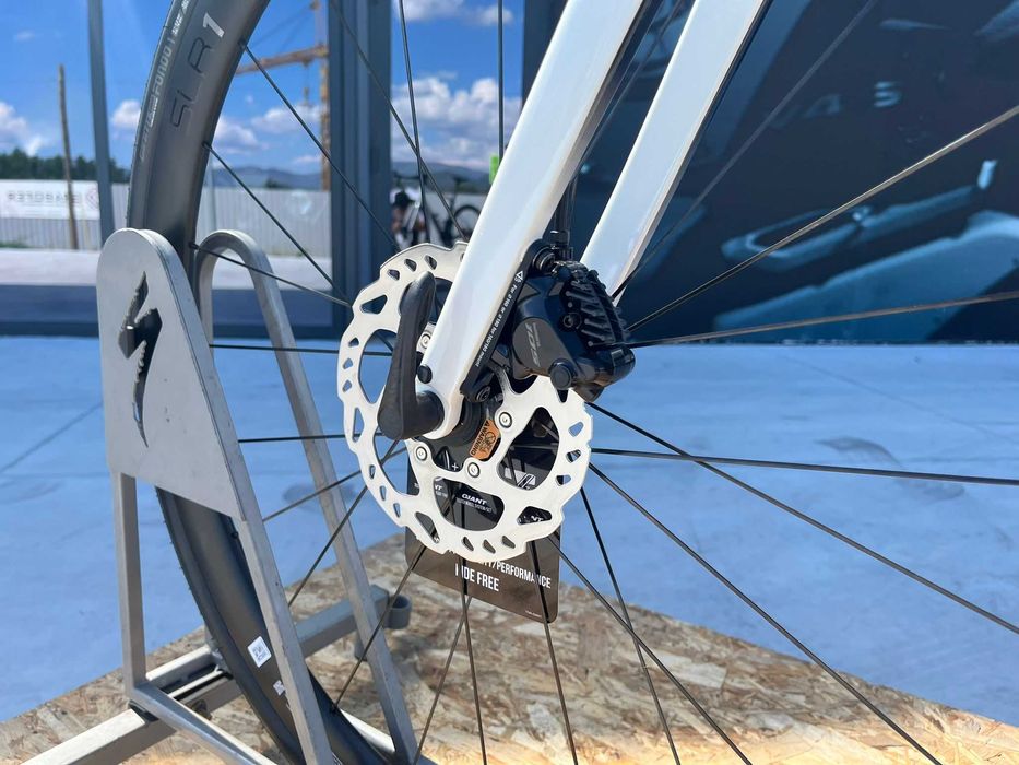 GIANT DEFY ADVANCED PRO 1