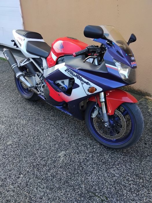 Honda cbr 929 rr 2000