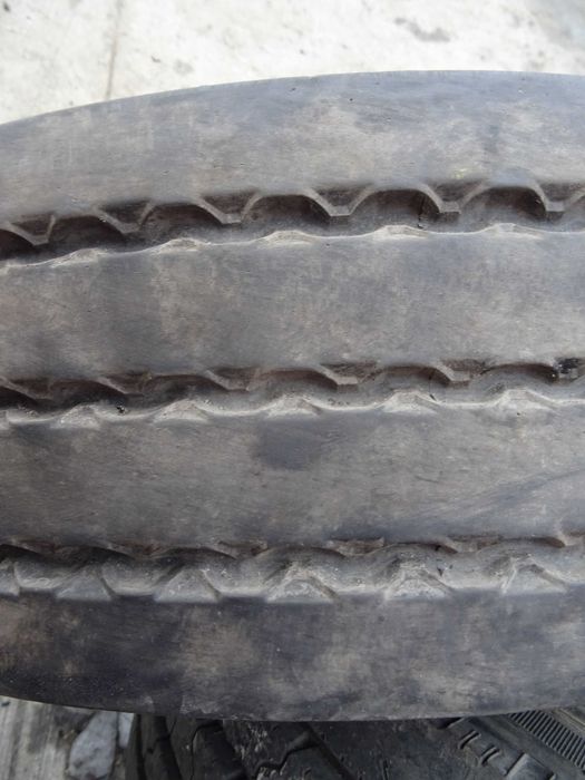 Opona 215/75R17.5 Semperit Runner T2 (400 netto)