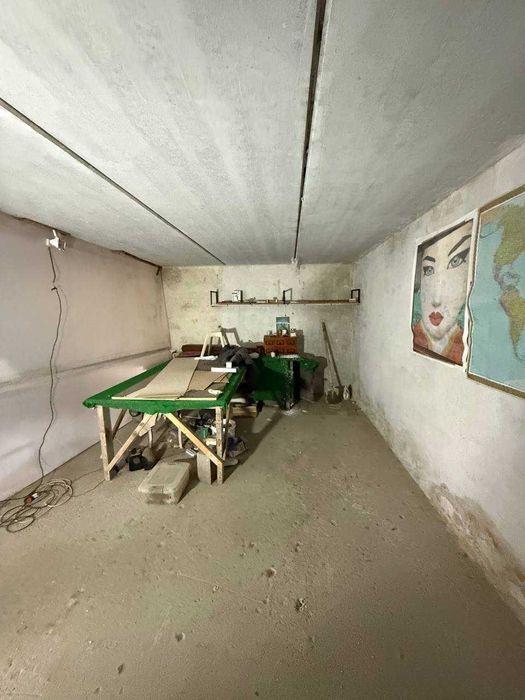 Продається двоповерховий гараж в ГБК №13