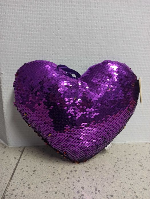 Poduszka serce cekiny ozdobna pluszowa zawieszka