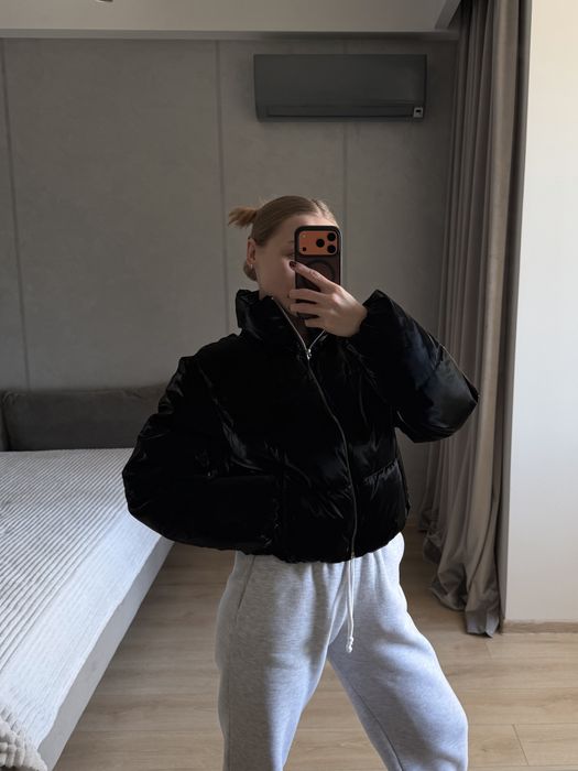 Стьобана куртка з блискучим покриттям Pull&Bear