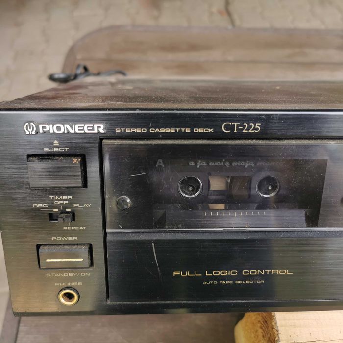 magnetofon Pioneer CT 225