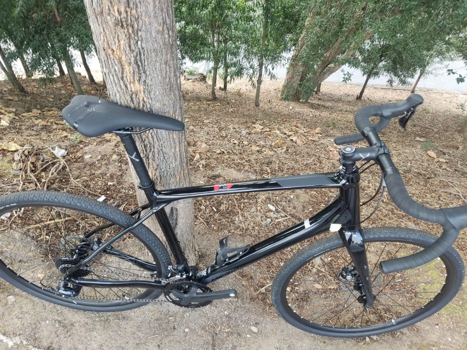 Bicicleta merida L de gravel nova