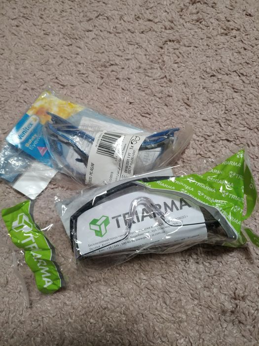 Продам очки защитные