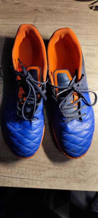 Halówki  Kipsta rozm.36