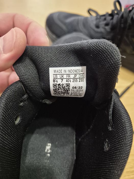 Жіночі кросівки Adidas Light motion  40,5 25cm