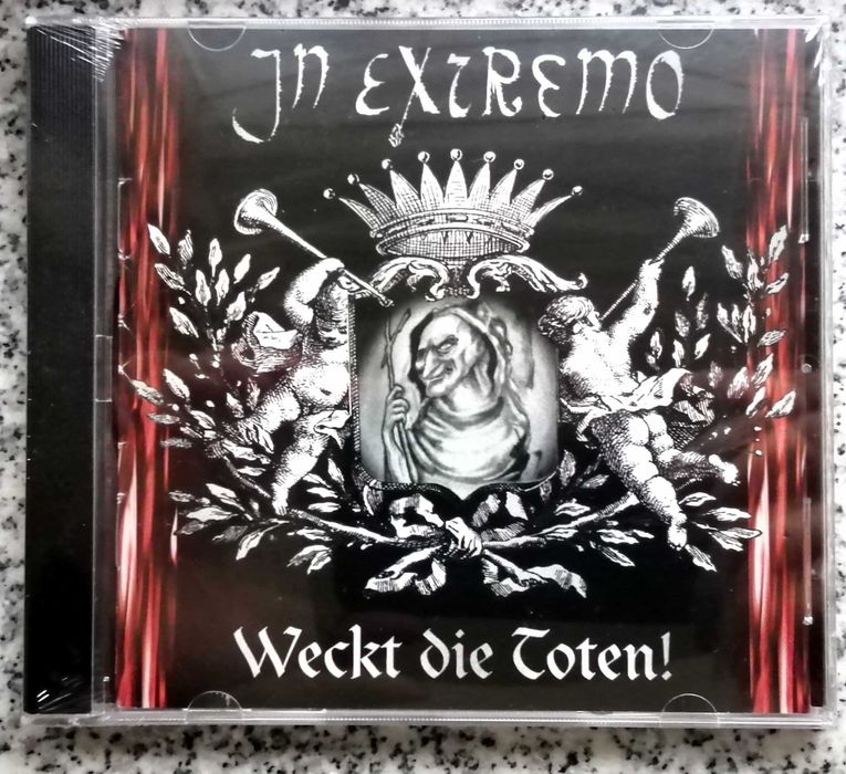 Cds de NIGHFALL e IN EXTREMO (novos)
