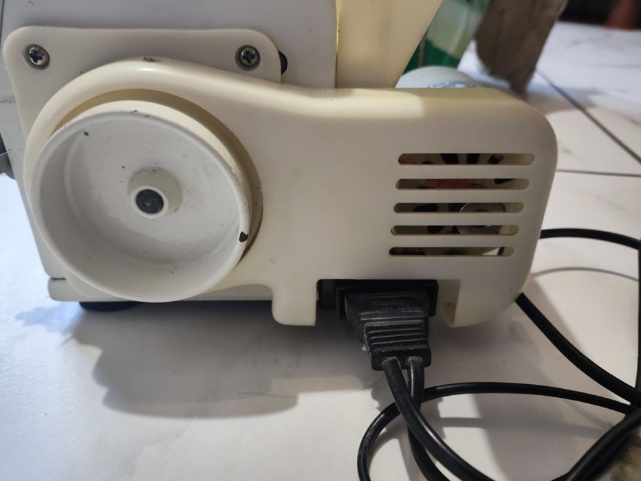 Оверлок Dragonfly fn2-7d без торгу.