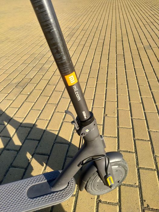 Самокат Xiaomi Mi Electric Scooter 1S
