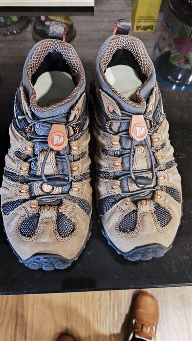 Tênis merrel chameleon