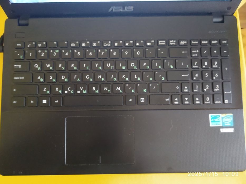 Ноутбук Asus / стан нового