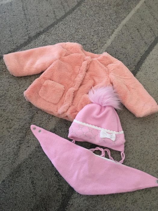 Płaszczyk 68 plus czapka i chusta