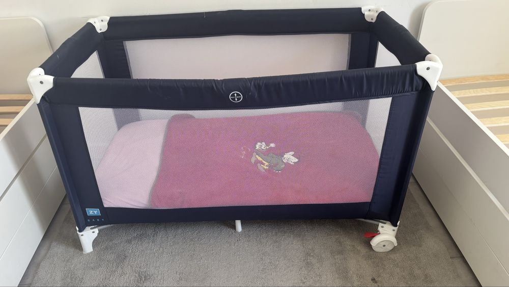 Cama de viagem zippy e colchão