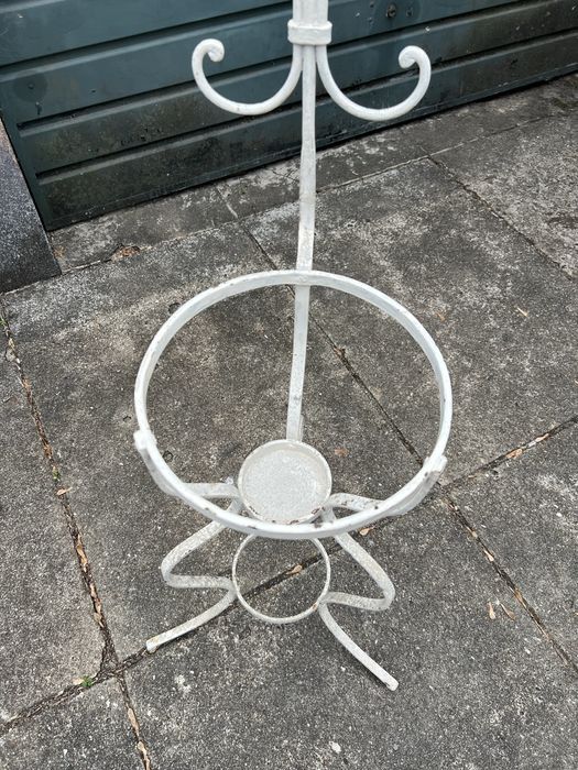 Base de lavatorio antigo em ferro